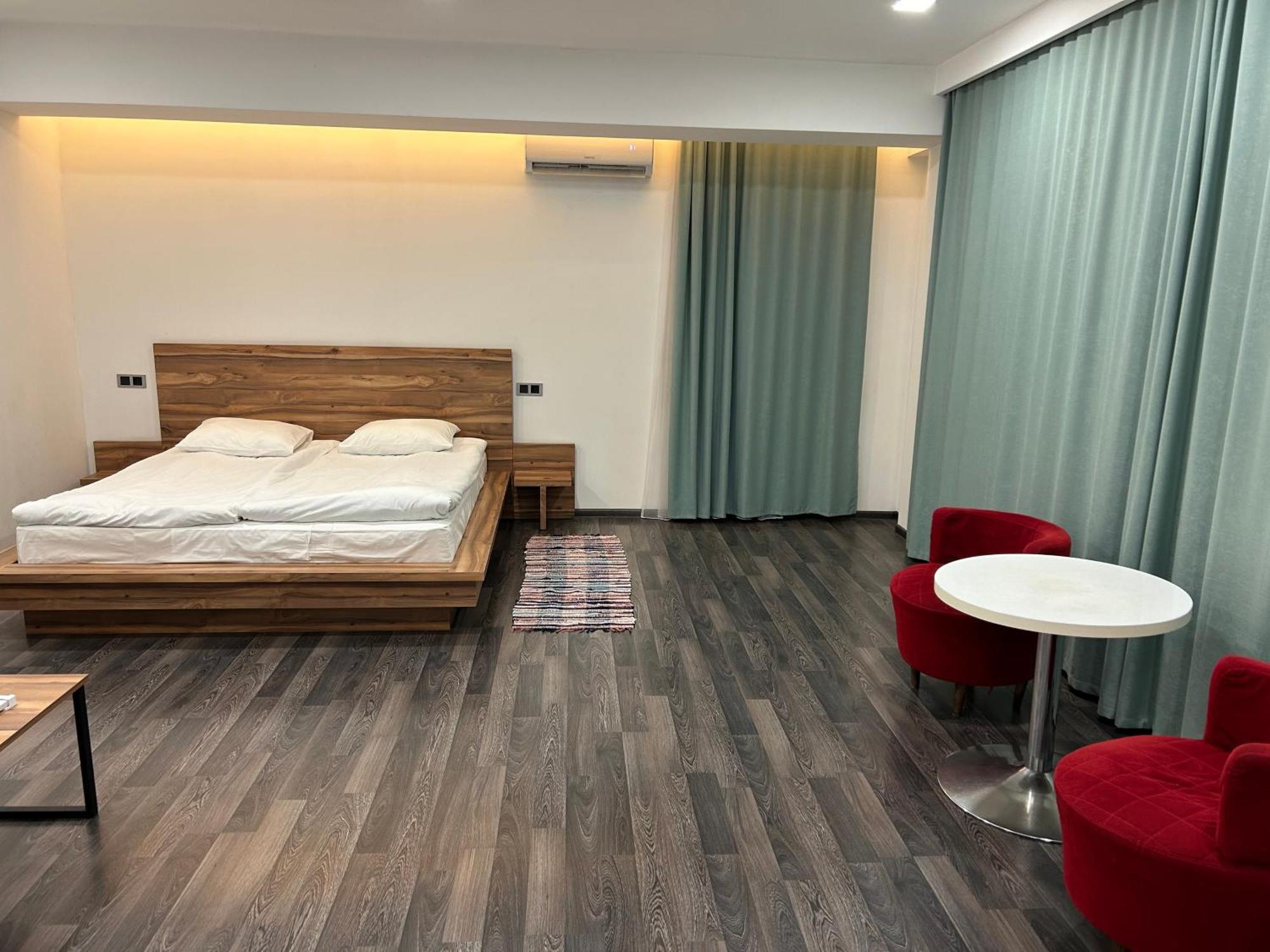 One Day Hotel Ереван Экстерьер фото